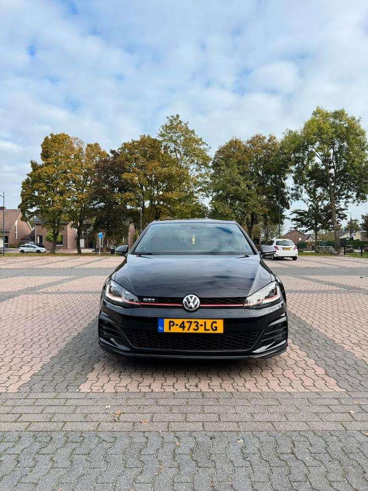 Volkswagen Golf 2.0 TSI 169KW 5D DSG 2017 Zwart, Auto's, Volkswagen, Particulier, Benzine, E, Hatchback, Automaat, Geïmporteerd