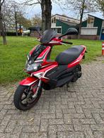Gilera Runner RST - Rood - bouwjaar 2009, Fietsen en Brommers, Snorfietsen en Snorscooters, Ophalen of Verzenden, Gebruikt, Benzine