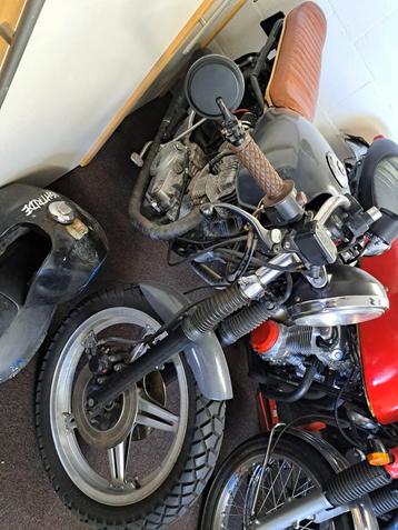 Honda cb 400n bj 1979 beschikbaar voor biedingen