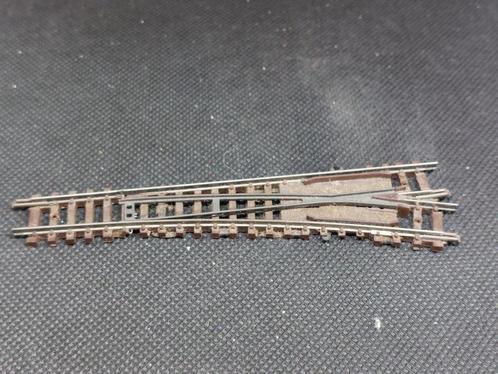 Arnold 1740R - wissel rechts 15 graden; L 111 mm (14063), Hobby en Vrije tijd, Modeltreinen | N-Spoor, Gebruikt, Rails, Gelijkstroom