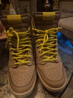 Gave Nike sky high mt 41 z.g.n., Kleding | Dames, Schoenen, Ophalen of Verzenden, Zo goed als nieuw, Sneakers of Gympen