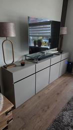 Mooi Taupe kleurig Dressoir met Veel Opbergruimte, Overige materialen, Ophalen of Verzenden, Zo goed als nieuw, 200 cm of meer