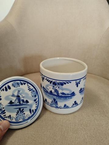 Delfts Blauw Pot beschikbaar voor biedingen