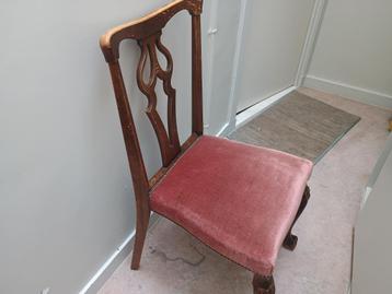 Stoel Vintage  beschikbaar voor biedingen