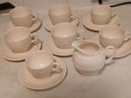 7 Wedgwood Edme Kop en schotels + melkkannetje, Huis en Inrichting, Keuken | Servies, Ophalen of Verzenden, Zo goed als nieuw