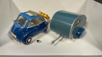 BMW Isetta 250 met Caravan 1:18 revell Pol