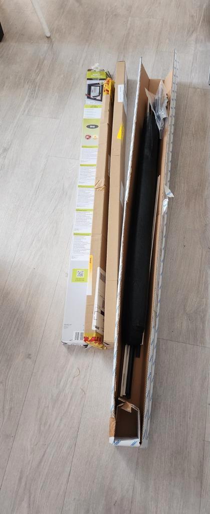 Nieuwe en restanten magnetisch hor in totaal voor 7 ramen, Huis en Inrichting, Overige Huis en Inrichting, Zo goed als nieuw, Ophalen of Verzenden