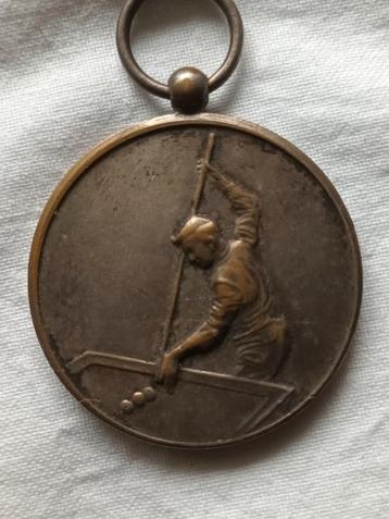 Oude Biljart Medaille beschikbaar voor biedingen