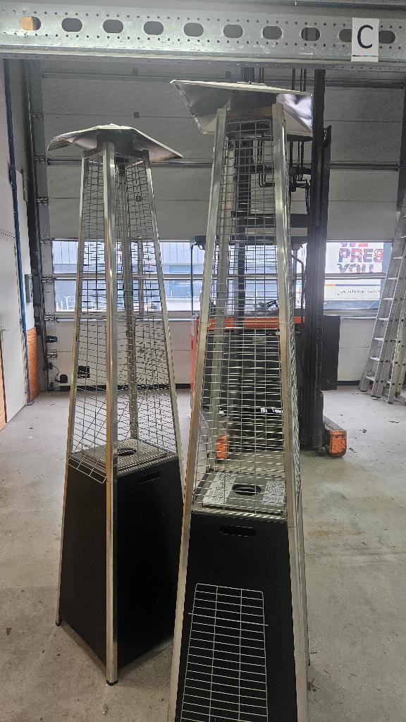 2x Hendi 272404 Pyramid Heater, Tuin en Terras, Terrasverwarmers, Gebruikt, Gas, Vloer, Waterbestendig, Ophalen