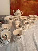 Groot Wedgwood Servies, Huis en Inrichting, Keuken | Servies, Gebruikt, Ophalen of Verzenden, Wedgwood, Porselein