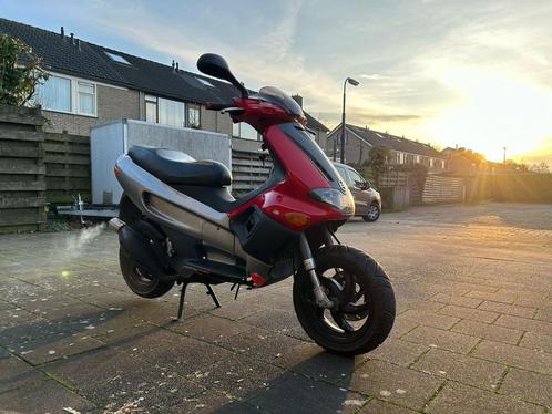 Gilera runner, Fietsen en Brommers, Scooters | Overige merken, Zo goed als nieuw, Benzine, Ophalen of Verzenden