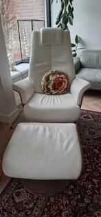 Montel Relaxfauteuil met Ottoman - Crème Leer, Huis en Inrichting, Fauteuils, Ophalen, Zo goed als nieuw, 75 tot 100 cm, Modern