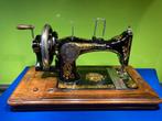 Antieke Kayser Handnaaimachine met Kist & Onderdelen, Antiek en Kunst, Ophalen