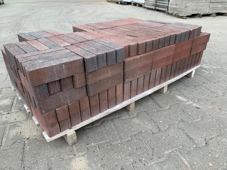 Strakke waalformaat 5x20x6 Antraciet/Rood (Restp.) - J&W 47, Tuin en Terras, Tegels en Klinkers, Nieuw, Klinkers, Beton, Minder dan 5 m²