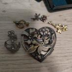 Nr 33. doosje met echt vintage/antieke  sieraden., Ophalen of Verzenden, Overige materialen, Overige typen