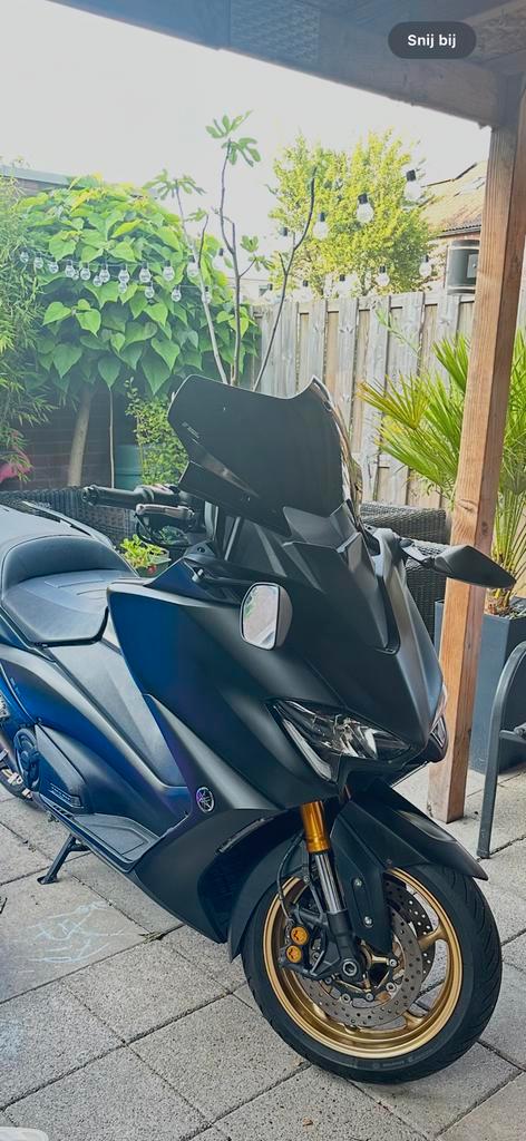 Yamaha Tmax 560 Tech Max, Motoren, Motoren | Yamaha, Particulier, Scooter, meer dan 35 kW, 2 cilinders, Minimaal motorrijbewijs A1