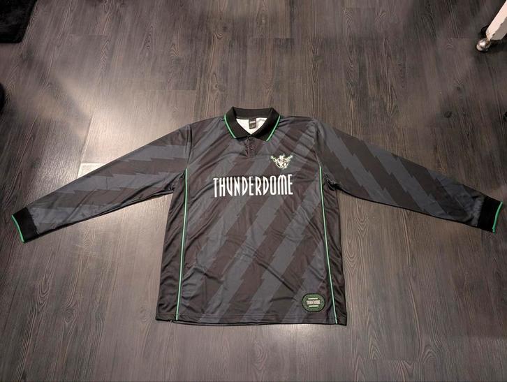 Thunderdome 2024 longsleeve maat L Omega  presale exclusive, Kleding | Heren, Truien en Vesten, Nieuw, Maat 52/54 (L), Zwart, Ophalen of Verzenden