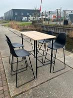Hoge Bartafel met stoelen en of barkrukken, Ophalen, Zo goed als nieuw