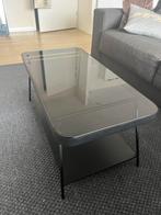 Kave Home salontafel met glazen blad – zwart staal onderstel, Huis en Inrichting, Tafels | Salontafels, Ophalen, Minder dan 50 cm