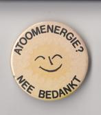 Anti Kernenergie Atoomenergie button, Verzamelen, Speldjes, Pins en Buttons, Gebruikt, Niet vindbaar, Niet vindbaar, Speldje of Pin