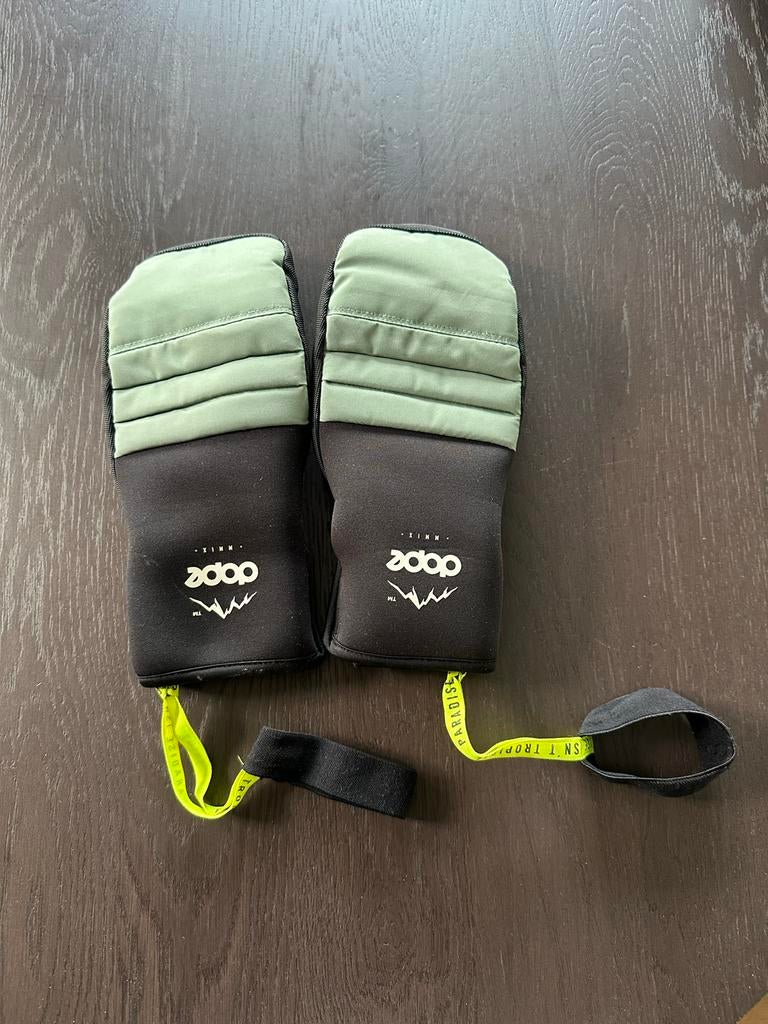 Dope Snow Wanten Maat M - Gedragen, Ophalen of Verzenden, Gedragen, Maat 38/40 (M), Overige typen