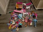 Grote Barbie Collectie Mattel inclusief Ambulance, Ophalen of Verzenden, Gebruikt, Barbie