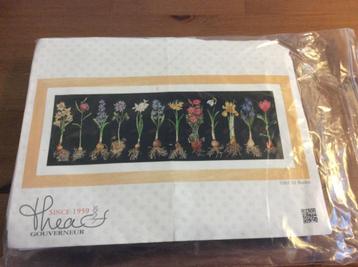 Thea Gouveneur "Bulbs" borduurpakket 108x36 cm stukje gedaan beschikbaar voor biedingen