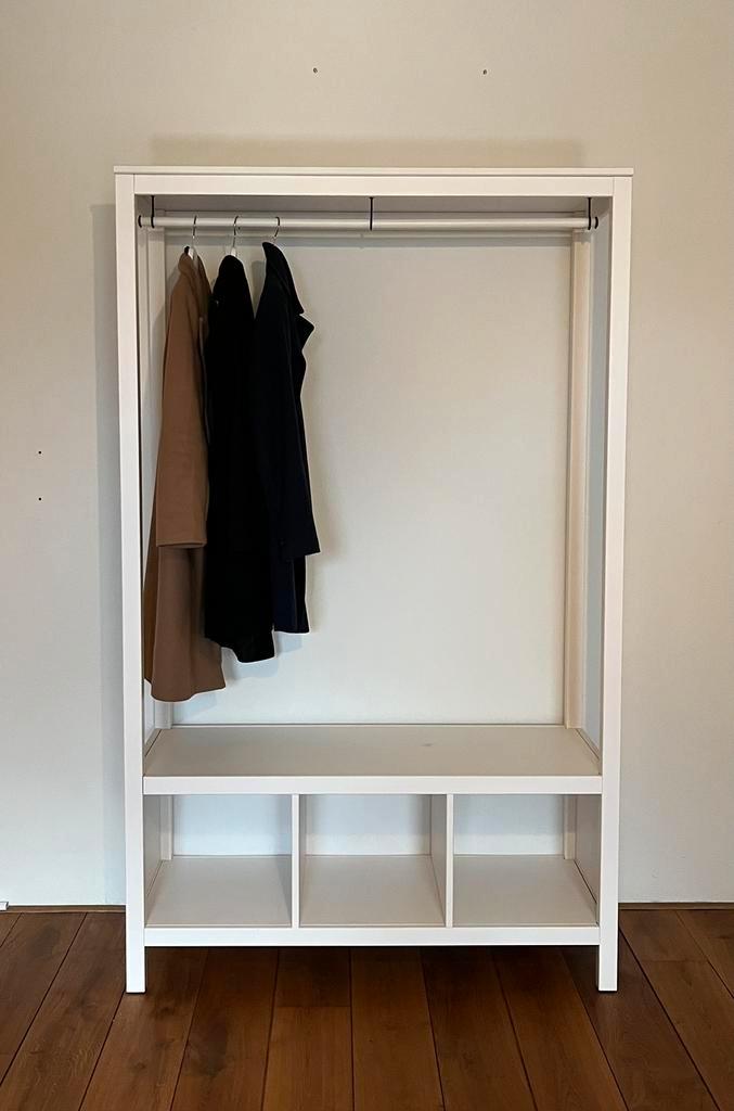 Ikea Hemnes open kledingkast kapstok, Huis en Inrichting, Kasten | Kledingkasten, Zo goed als nieuw, 150 tot 200 cm, Minder dan 50 cm