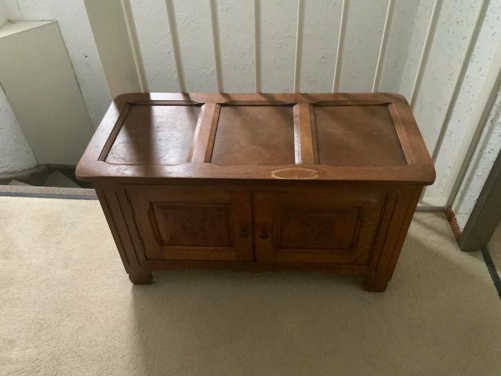 Houten Opbergkastje / tv audiokastje, Antiek en Kunst, Antiek | Meubels | Kasten, Ophalen