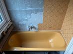 Vintage badkamer: gele badkuip, wastafel en tegels, Ophalen, Gebruikt, Met bad