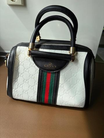 Cross body bag gemerkt Gucci beschikbaar voor biedingen
