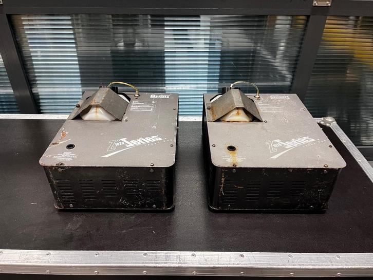 2x Antari Z1020 fogjet set in Flightcase, Muziek en Instrumenten, Licht en Laser, Gebruikt, Rookmachine, Ophalen