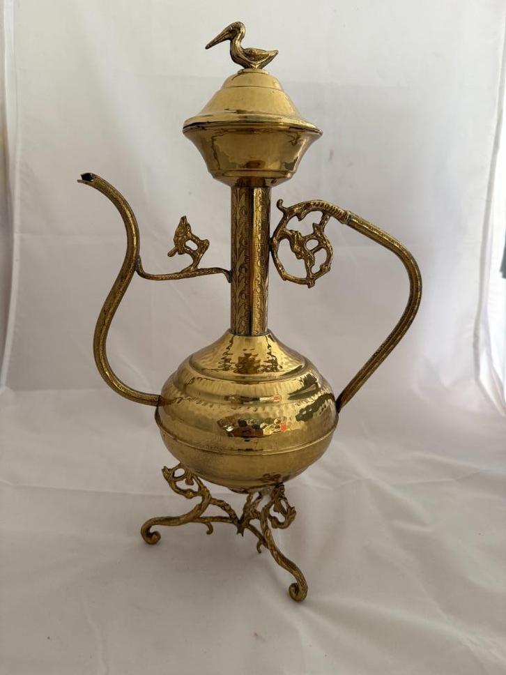 Schenkkruik in geel koper, Antiek en Kunst, Antiek | Koper en Brons, Koper, Ophalen of Verzenden