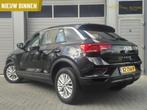 Volkswagen T-Roc 1.0 TSI Style Carplay/Lane/ACC/Trekhaak/, Voorwielaandrijving, Gebruikt, Euro 6, Met garantie (alle)