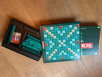 Scrabble Bordspel - Woordspel Klassieker beschikbaar voor biedingen