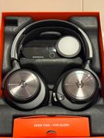 Steelseries Arctis Nova Pro - WIRED, Ophalen of Verzenden, Nieuw, Op oor (supra aural), Draadloos