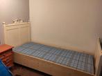 Brocante antiek (oud) grenen bed 210 x 90 incl matras, Antiek en Kunst, Ophalen