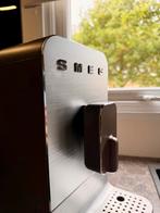 SMEG Espressomachine - Mat Taupe, Witgoed en Apparatuur, Ophalen, Afneembaar waterreservoir, Espresso apparaat, 10 kopjes of meer