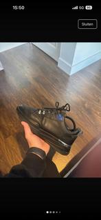 Mallet Schoenen Maat 42, Ophalen, Zo goed als nieuw, Zwart, Sneakers of Gympen