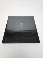 # Renée van Leusden boek sculpturen in brons. Zonder bronsje, Boeken, Ophalen of Verzenden, Zo goed als nieuw