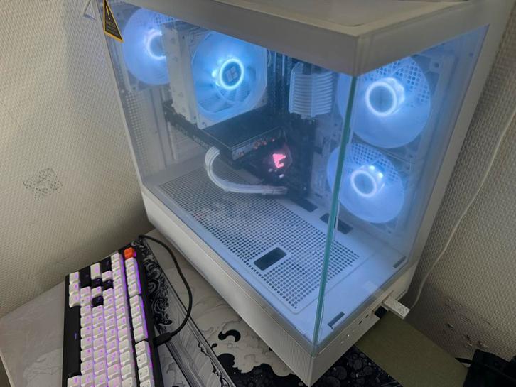 Gaming PC - Krachtige Desktop Computer, Computers en Software, Desktop Pc's, Zo goed als nieuw, 4 Ghz of meer, SSD, 32 GB, Met videokaart