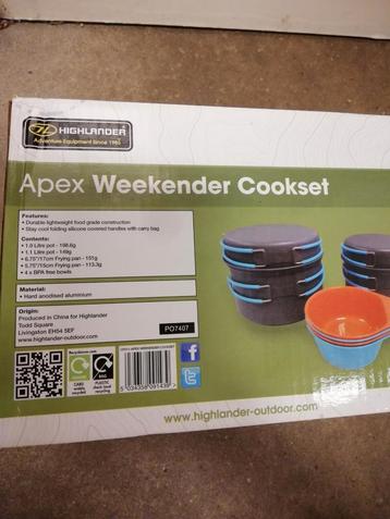 De Highlander Apex Weekender Camping Cookset 8 delig  Nieuw  beschikbaar voor biedingen