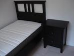 IKEA bed HEMNES 90x200 incl. matras  lattenbodem nachtkastje, Huis en Inrichting, Slaapkamer | Bedden, Ophalen, 90 cm, Zo goed als nieuw