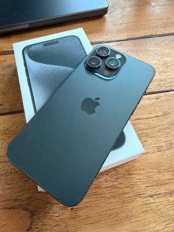 iPhone 15 Pro Max 256GB Zwart Titanium beschikbaar voor biedingen