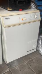Gratis oude Miele wasdroger voor onderdelen/ijzer, Witgoed en Apparatuur, Wasdrogers, 6 tot 8 kg, Luchtafvoer, Ophalen of Verzenden