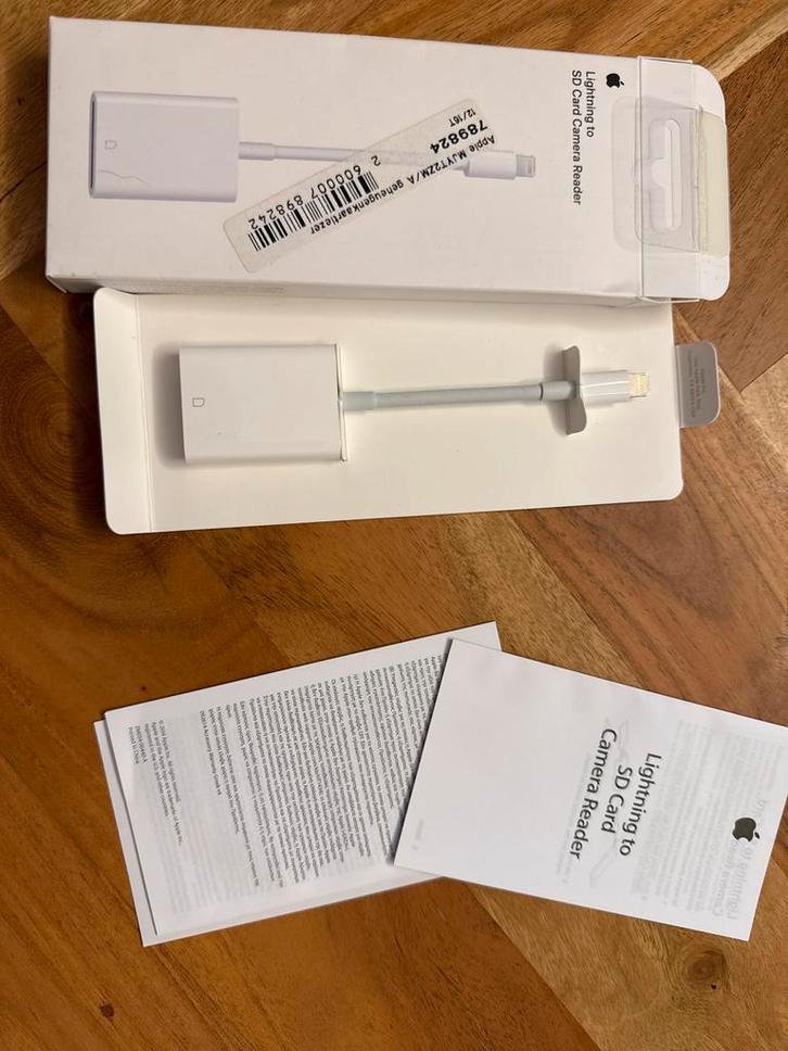 Apple Lightning SD Kaart Camera Reader MJYT2ZM/A, Telecommunicatie, Mobiele telefoons | Toebehoren en Onderdelen, Zo goed als nieuw