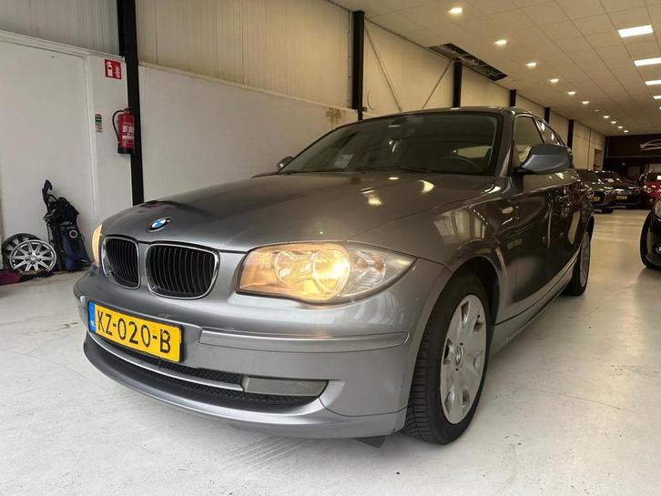 BMW 1-serie 118d 2é Eigenaar + Nieuwe APK bij levering/stoe, Auto's, BMW, Bedrijf, Te koop, 1-Serie, ABS, Airbags, Airconditioning