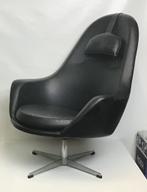 Vintage zwarte kunstleer draai fauteuil van Pastoe, Ophalen, Minder dan 75 cm, Zo goed als nieuw, Metaal
