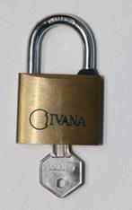 Hangslotjes 01.Messing handslot Met doosje Model: 9330/20331, Ophalen of Verzenden, Nieuw, Koper of Messing, Slot