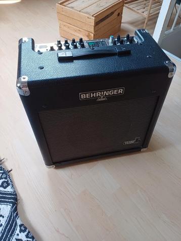 Behringer AC-112 Buizen Versterker beschikbaar voor biedingen